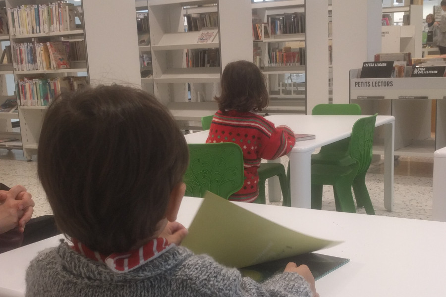 Biblioteca Montserrat Abelló en Les Corts, Barcelona