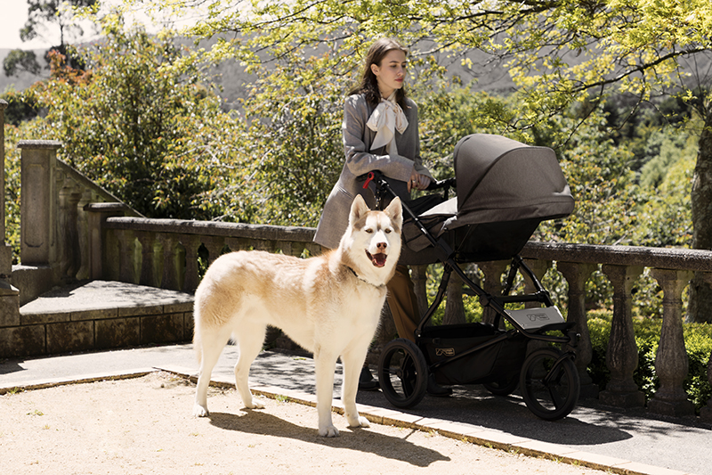 Mountain Buggy_the luxury collection_herringbone_urban jungle_parent facing seat