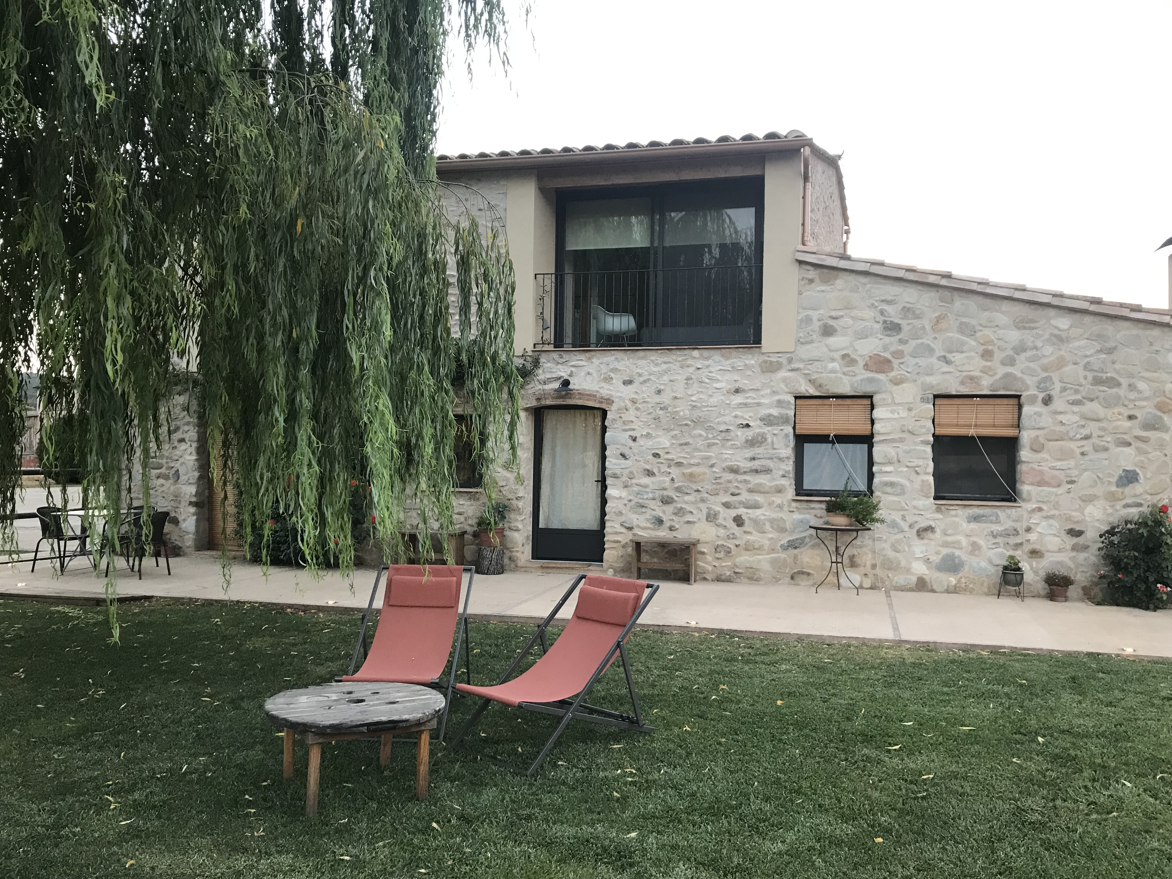 civilización Nube Transparentemente Can Parés, una pequeña casa rural que respira a familia - Mammaproof  Barcelona