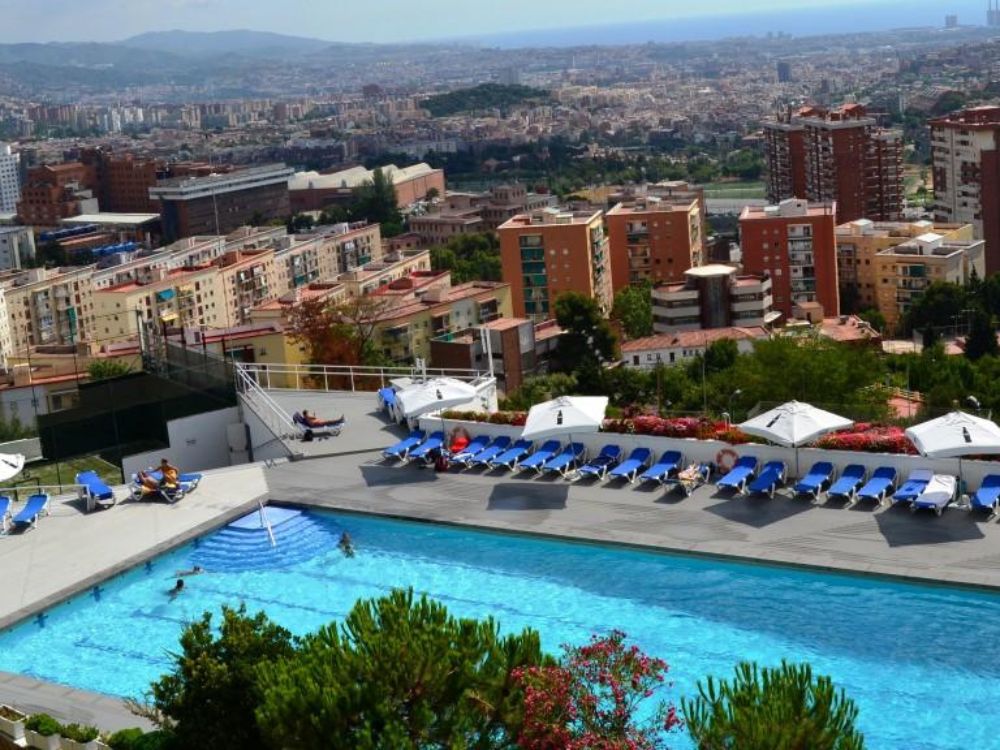 Piscinas Descubiertas De Barcelona Y Alrededores