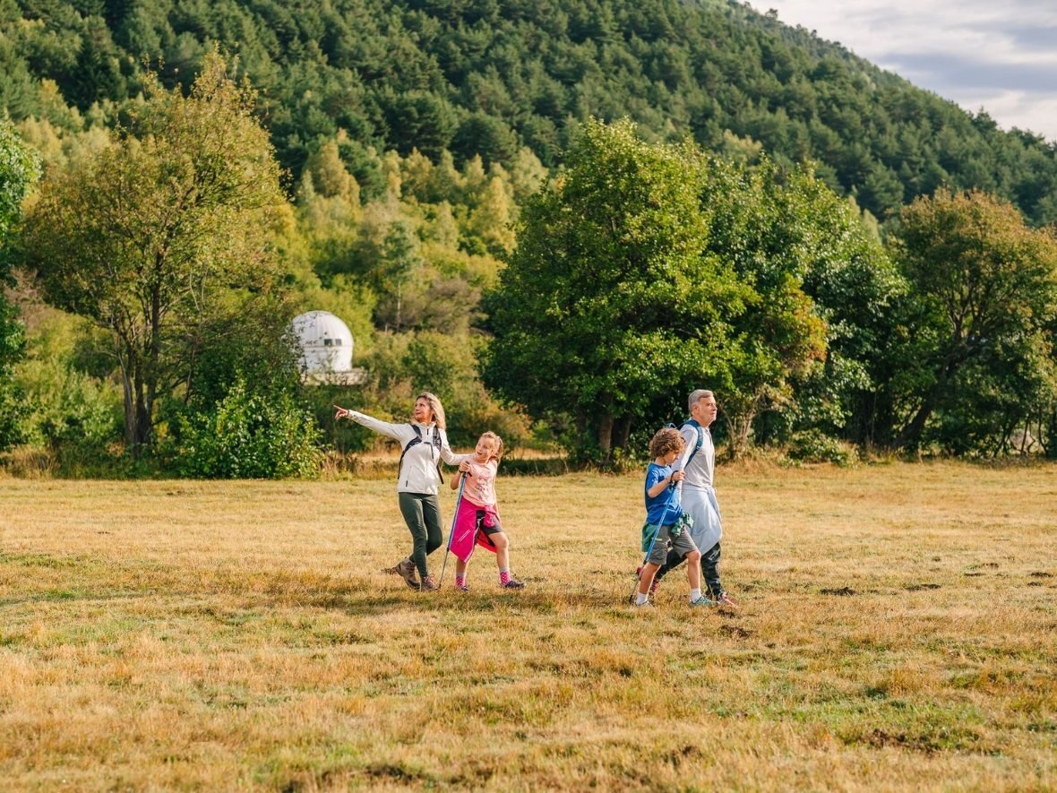 monnatura pirineu montaña niños