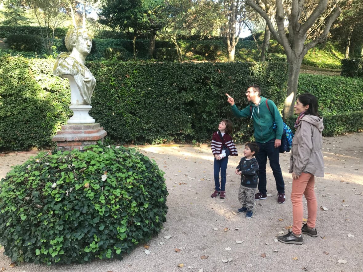 Jardins Santa Clotilde bust