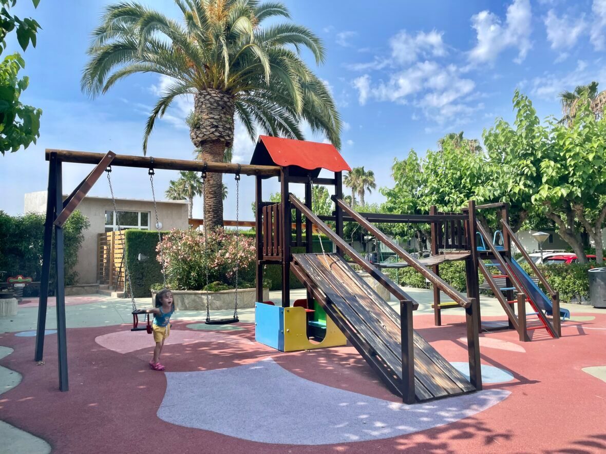 camping platja cambrils parque