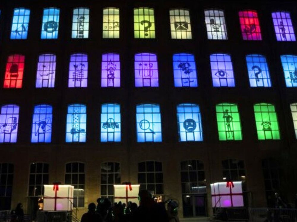 fabrica juguetes navidad barcelona niños