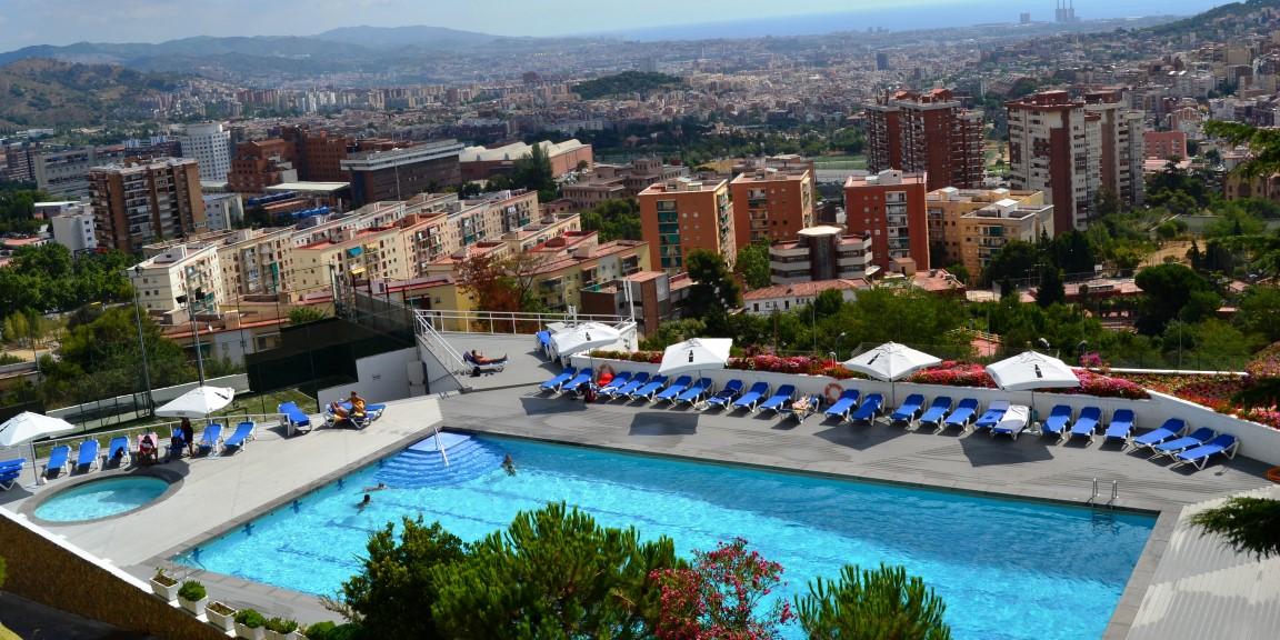 piscina barcelona vallparc