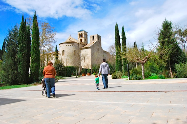 Excursiones con niños cerca de Barcelona - mont sant benet