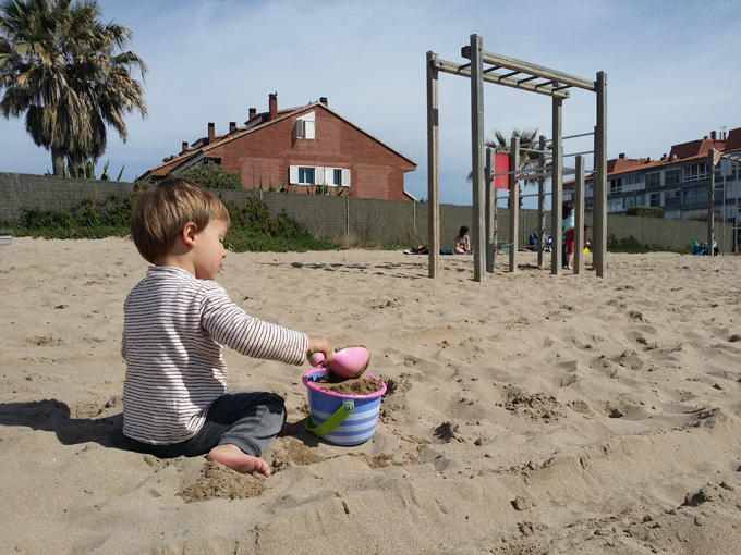 Quesada playa zona infantil