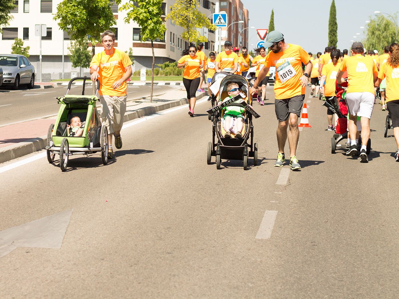 Babyton, carrera familiar con carritos en Alcobendas