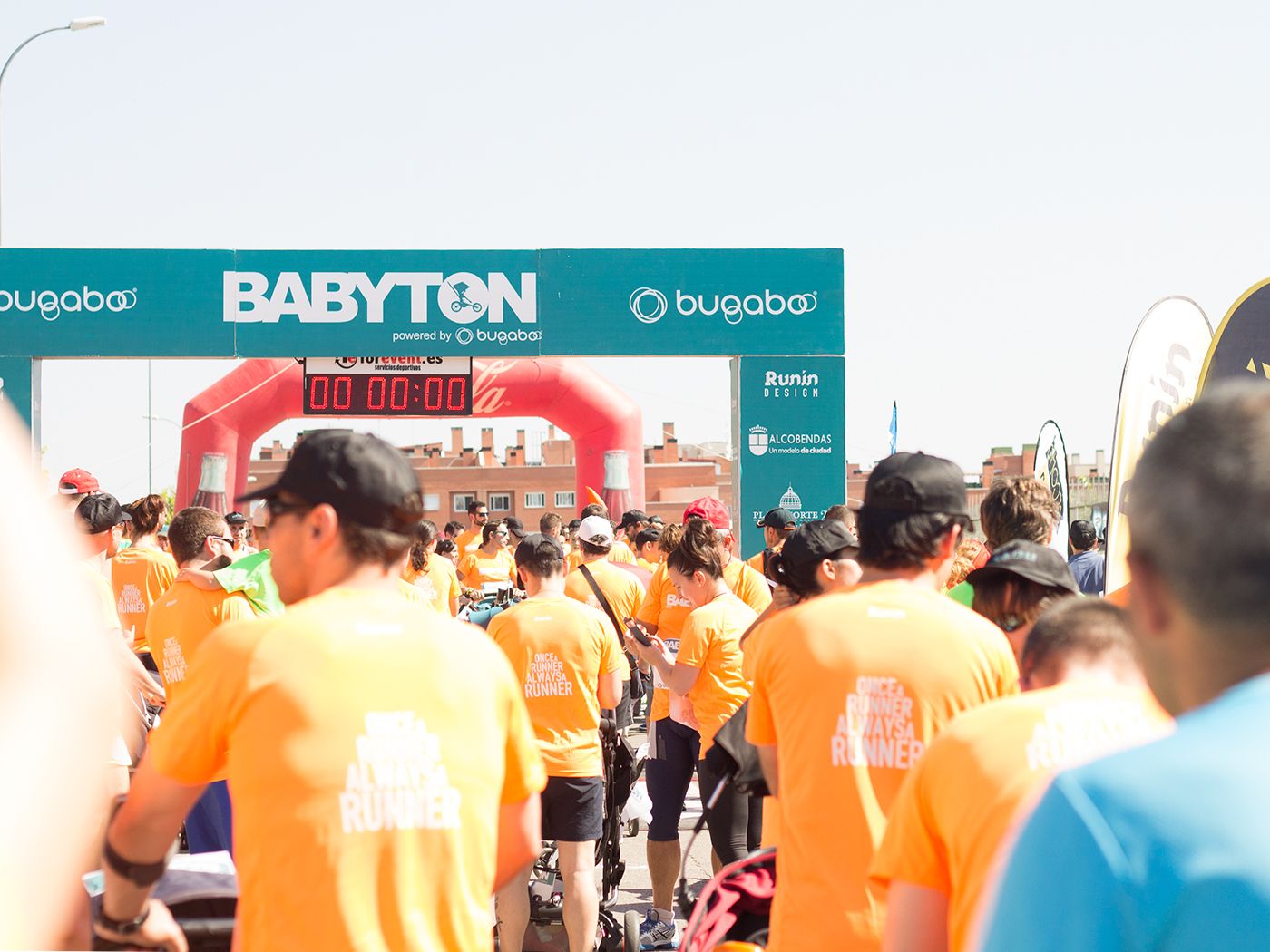 Babyton, carrera familiar con carritos en Alcobendas