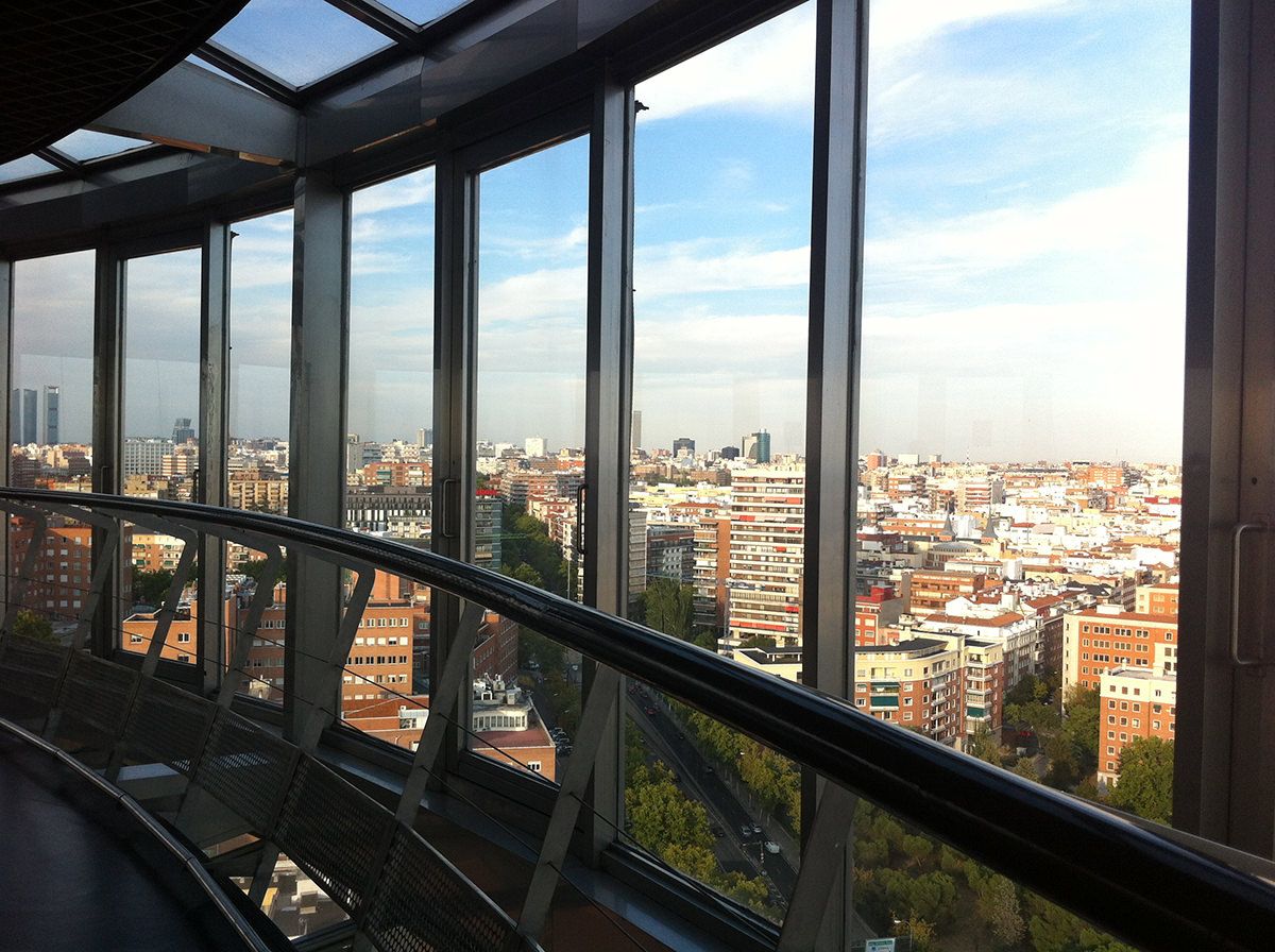 Madrid desde el cielo. El Faro de Moncloa…