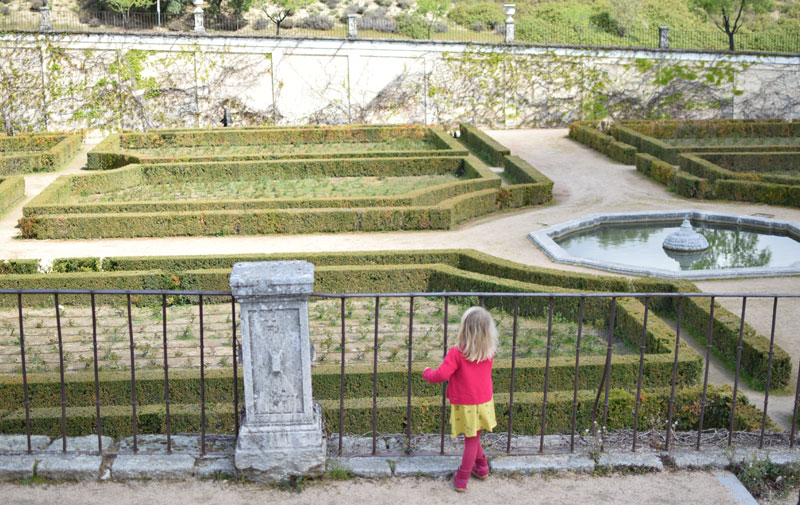 Palacio-de-la-Quinta-del-Pardo-ninos