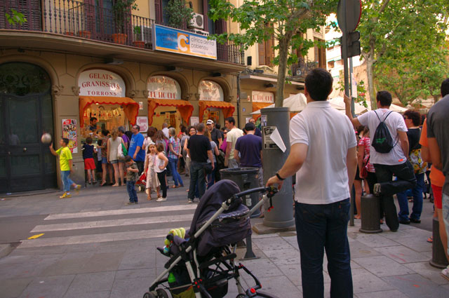 esperando la cola